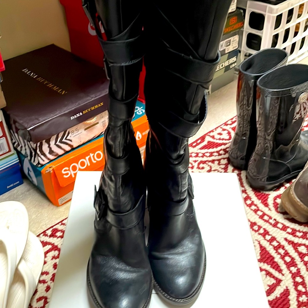 Steve Madden black High boots size 9